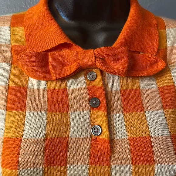 No label, orange and cream gingham pattern sweater - Picture 11 of 15